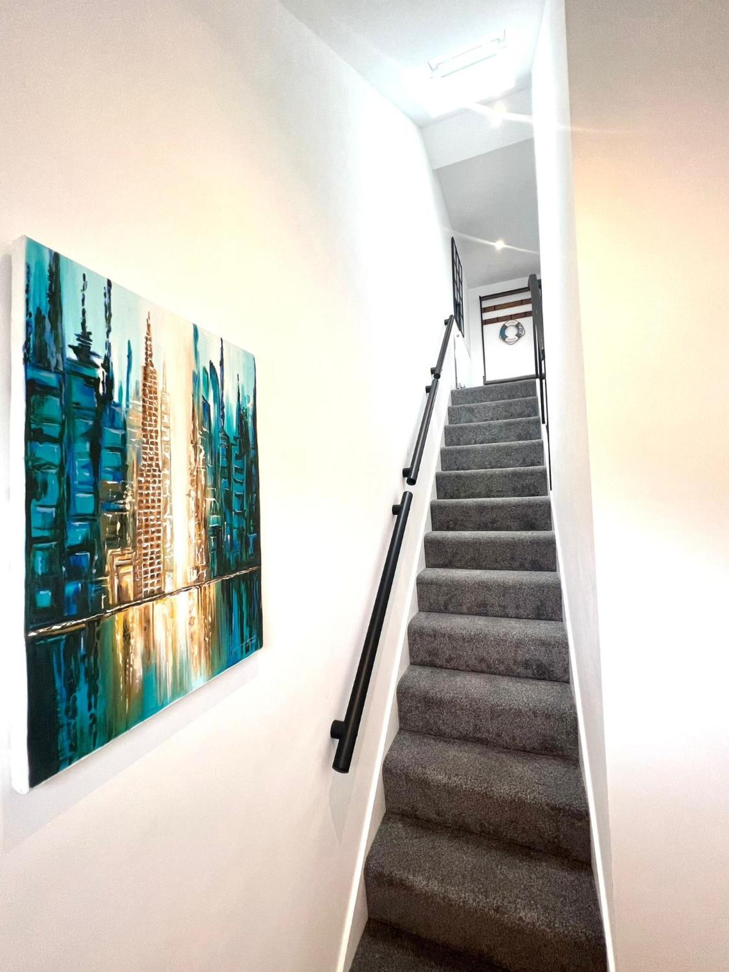Seascape - Stylish Modern Apartment Barton-on-Sea Exterior foto